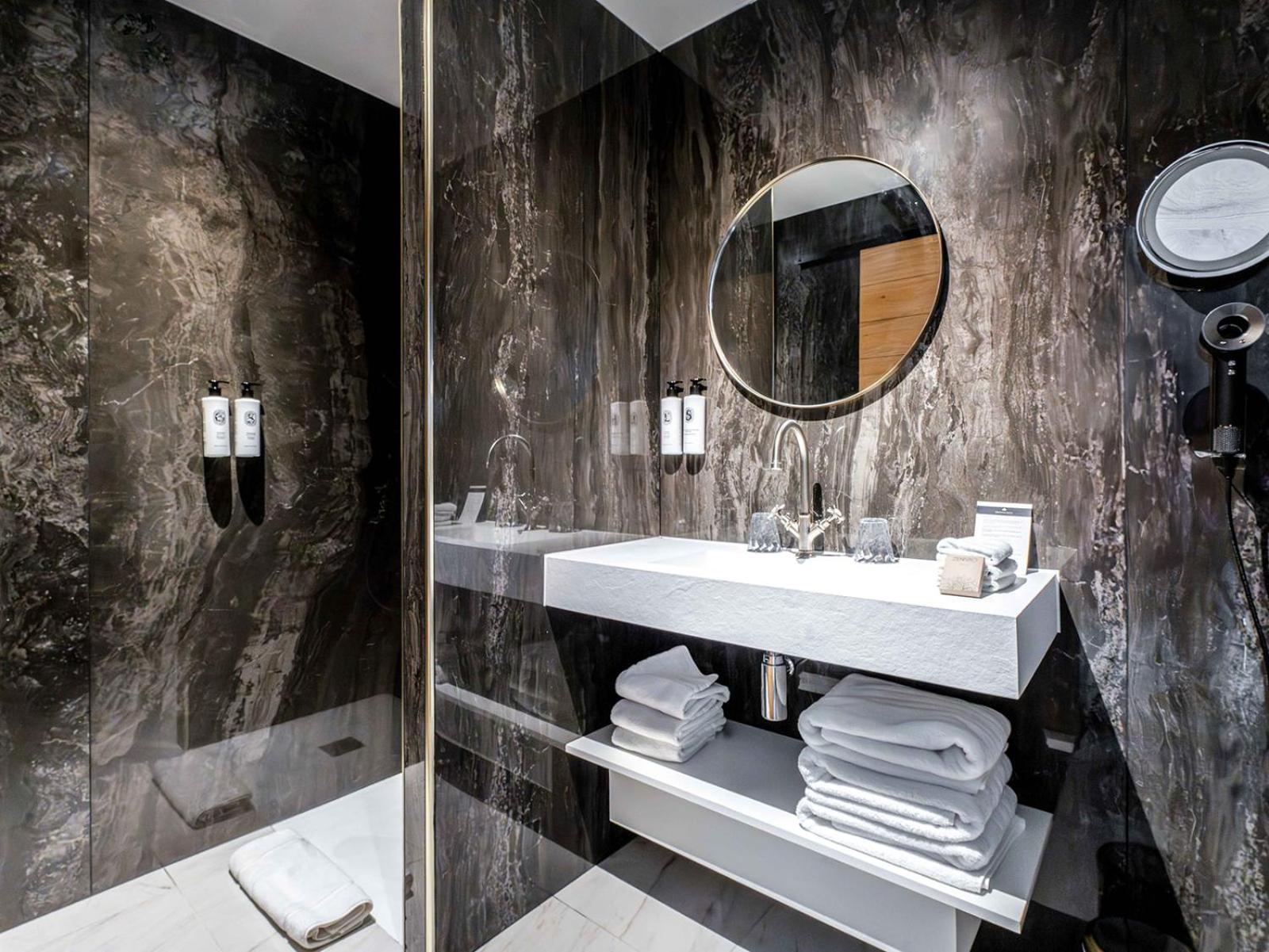 Hôtel Le Diamond Rock Tignes Esterno foto